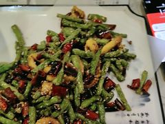 -东口码头·烧鸽子·鱼头泡饼·地方菜(金鹰悦城店)