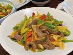 酸木瓜炒牛肉-紫滇源云南生态菜(丹凤街店)