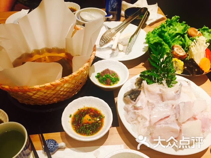 经典河豚鱼火锅