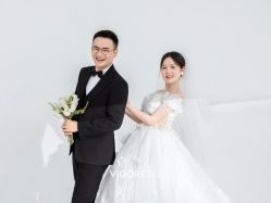 -雪中彩影婚纱摄影·微光艺术中心