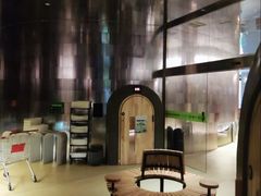 -涨巢·潮玩水疗局