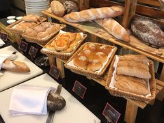 -圣丰索菲特·2 On 988 Café 自助餐厅