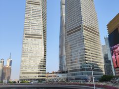 -陆家嘴空中步行连廊