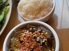 -严记小天府酸菜鱼(西四路店)