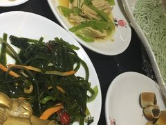 -重庆德庄火锅(体育中心店)