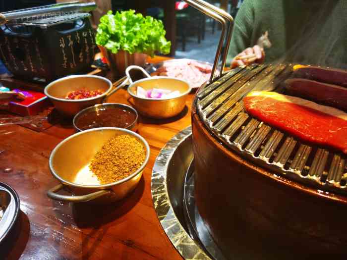 原始泥炉烤肉(旧宫店)-"因为在附近 正好看到是新开的店就来尝试一.