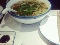 -美奈小馆·越南料理(中航城君尚购物中心店)