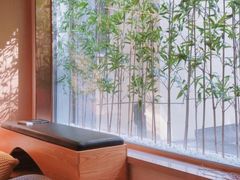 -漕河泾街道图书馆(漕河泾社区文化活动中心店)