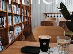 -长颈鹿咖啡(大学路店)