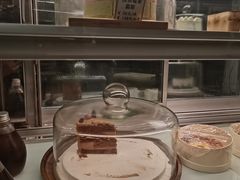 -房角石咖啡与书(吉大南校店)