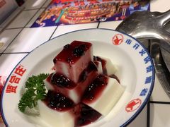 -喜悦小串丹东小黄牛海鲜烧烤大排档(民主广场店)