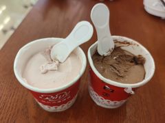 -红宝石·鲜奶小方·海派西点房(南丹店)