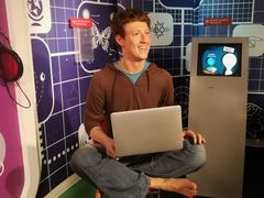 -曼谷杜莎夫人蜡像馆