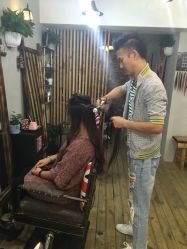 点击看大图 -木子造型S A L O N烫染·造型·理发