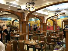 大堂-清真·玛丽亚新疆菜主题餐厅(浙江中路店)