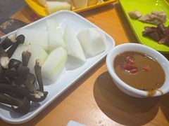 -养牛邓·潮汕牛肉海鲜自助火锅(广州店)