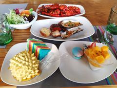 彩虹蛋糕-解放碑威斯汀酒店-知味国际美食餐厅