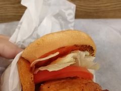 大汁鸡腿堡-卡乐星(浦东嘉里城店)