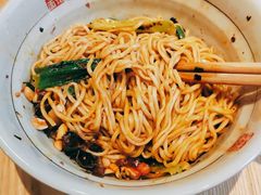 -呼啦面馆·头牌豌杂面(珠江国际B区店)