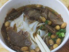 -覃肥叔桂林米粉(粮道街店)
