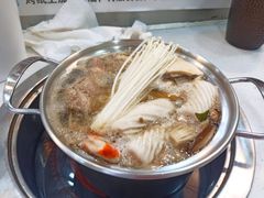 菌类锅底-咕叽咕叽自助烤肉小火锅(茂业清扬店)