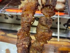 -哈尔滨小酒馆·鲜肉现穿自助烧烤(康新花园店)