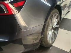 -鲨鱼皮汽车凹陷玻璃修复(静安店)