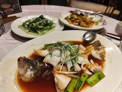 -广州中心皇冠假日酒店·百粤楼