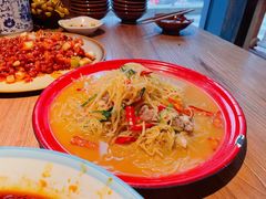 -先启半步颠小酒馆(白麓里店)