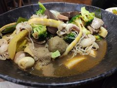 -万记麻辣烫国展总店