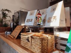 -In Cafe隐食研室