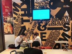 -麦当劳(汉口火车站候车室店)