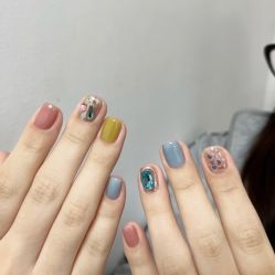 -悦指间美甲美睫