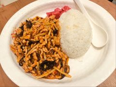 鱼香肉丝饭-阳阳中国饭(北京荟聚店)