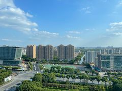 -上海虹桥西郊假日酒店