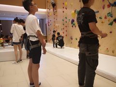 -ROCKPLUS攀岩馆(环宇城店)