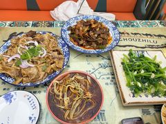 -壹阁胡羊焖饼(特色小吃街店)