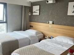 -闲隅江景艺术酒店(解放碑洪崖洞总店)