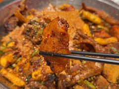 -嘎嘎鸭下巴·爆辣干锅(明教寺店)