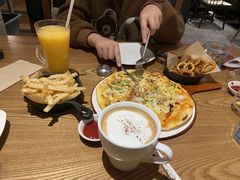 -必胜客(百联又一城店)