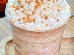 -星巴克臻选(周浦万达店)