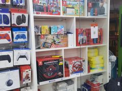 -上海南东电玩(上海置地广场周大福店)