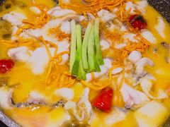 -山城外·非遗酸菜鱼(财富中心店)