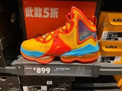 -NIKE上海青浦优选体验店