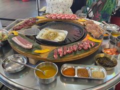 -玄希浪漫厨房·韩料烤肉(湖滨银泰in77店)