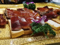 烤乳猪-壮乡楼民俗文化苑(李宁体育园店)