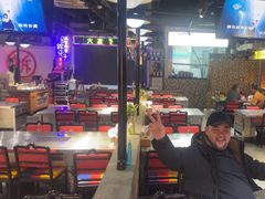 -马路牙子烧烤音乐酒馆(望京店)