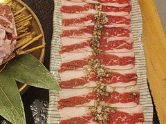 -臻牛烤肉