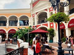 -佛罗伦萨小镇广佛名品奥特莱斯(疏港路店)