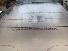 -冠军冰场CHAMPION RINK(凯德广场店)